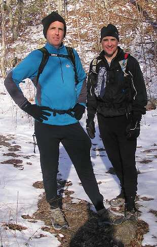 Quatro and Bur stand on the Start/Finish rock